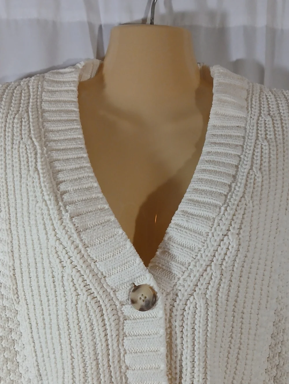 Abercrombie & Fitch Womens Small Crop Cardigan Sweater Cream Cable Knit Boxy